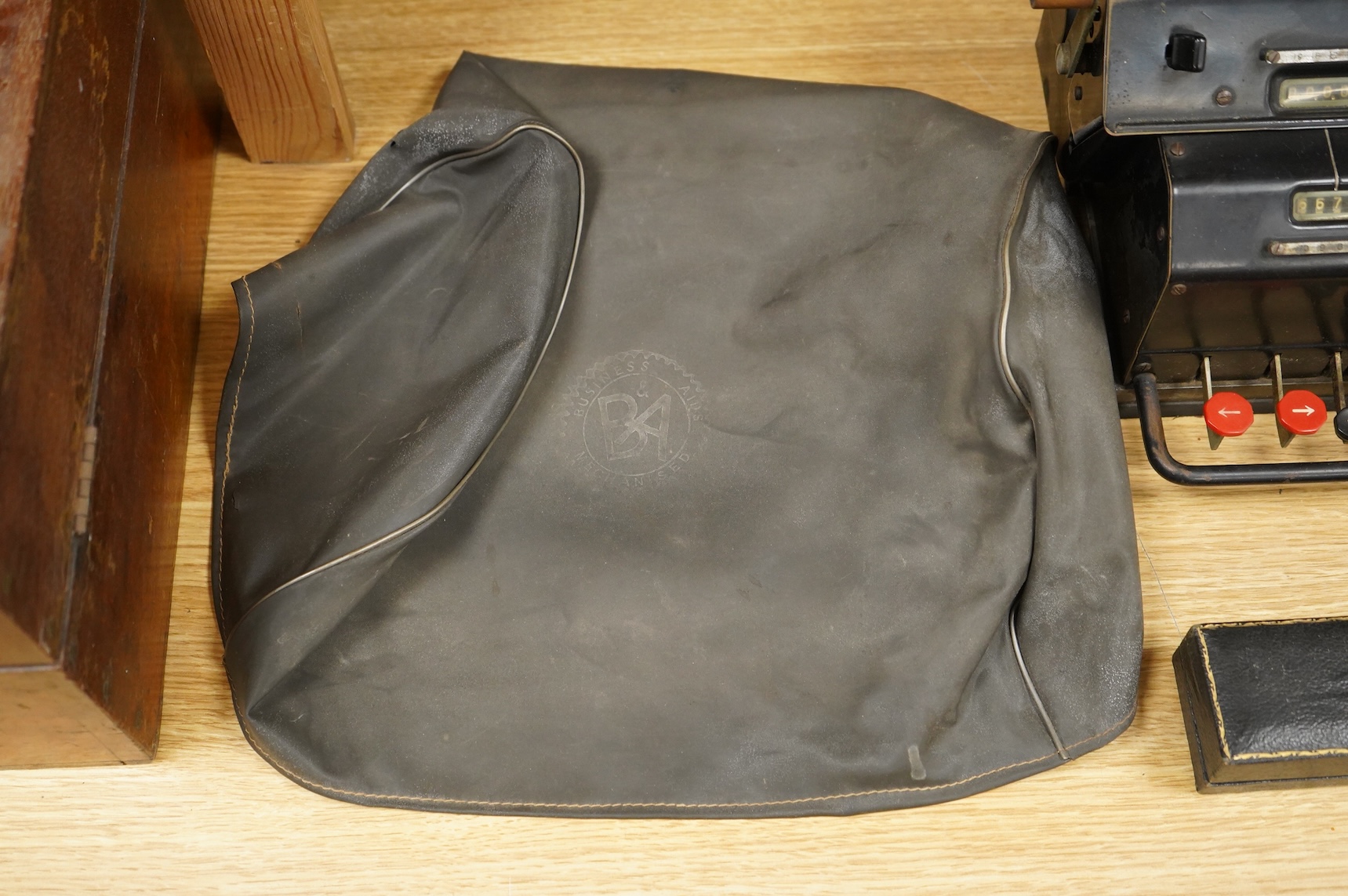 A Swedish Facit mechanical adding calculating machine, together with an Otis King’s calculator, model K, cased, (2).